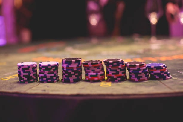 Three Card Poker live dealer table on ibox4d login with card display and betting interface